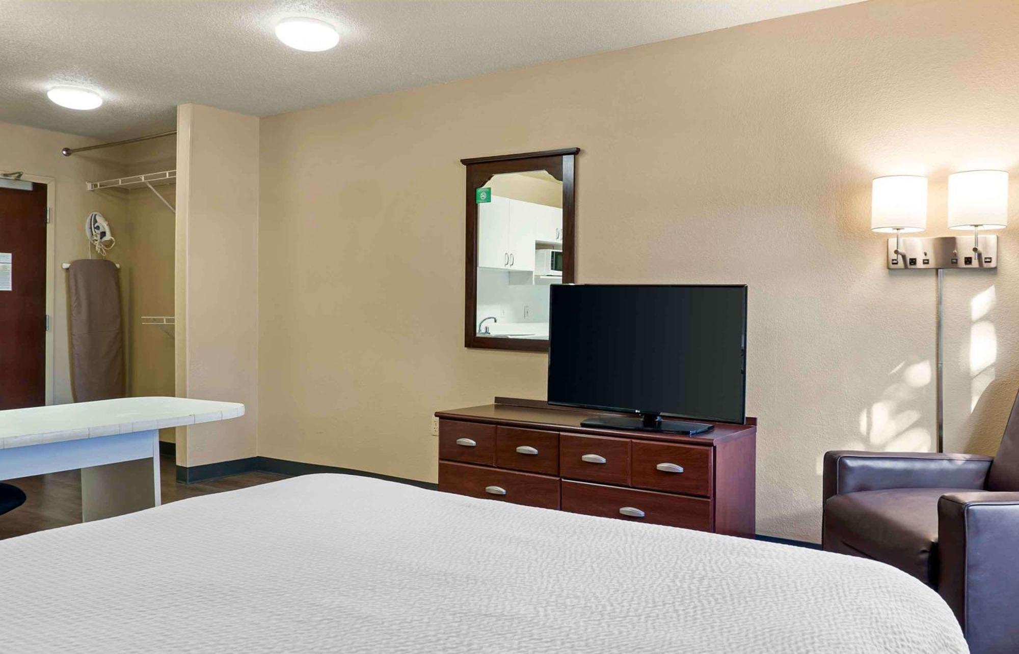Extended Stay America Select Suites - Detroit - Novi - Haggerty Road Northville Dış mekan fotoğraf